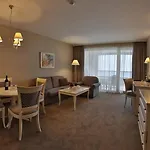 Hvd Riviera Ultra & Mineral Pool - Private & Free Parking 골든샌드