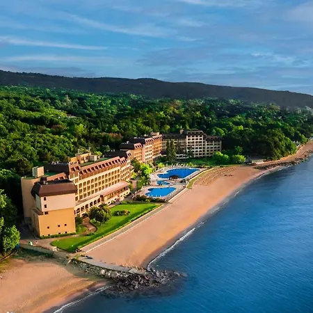 Hvd Riviera Ultra & Mineral Pool - Private & Free Parking Курортный комплекс Золотые Пески