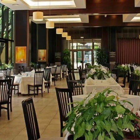 Hvd Riviera Ultra & Mineral Pool - Private & Free Parking Курортный комплекс Золотые Пески