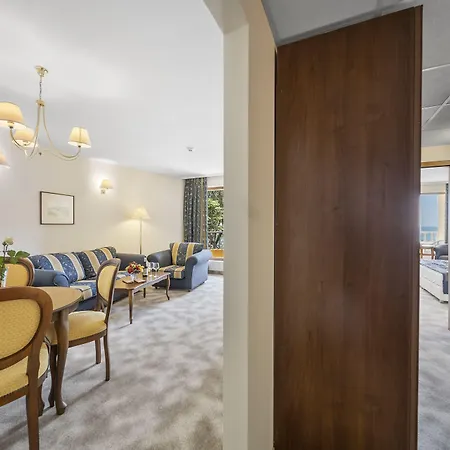 Hvd Riviera Ultra & Mineral Pool - Private & Free Parking Курортный комплекс 5*