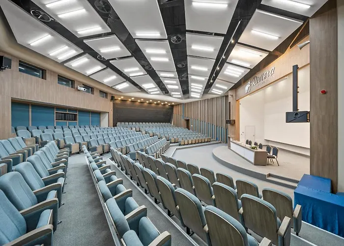 Semesteranläggning (resort) Hvd Riviera Ultra & Mineral Pool - Private & Free Parking Golden Sands