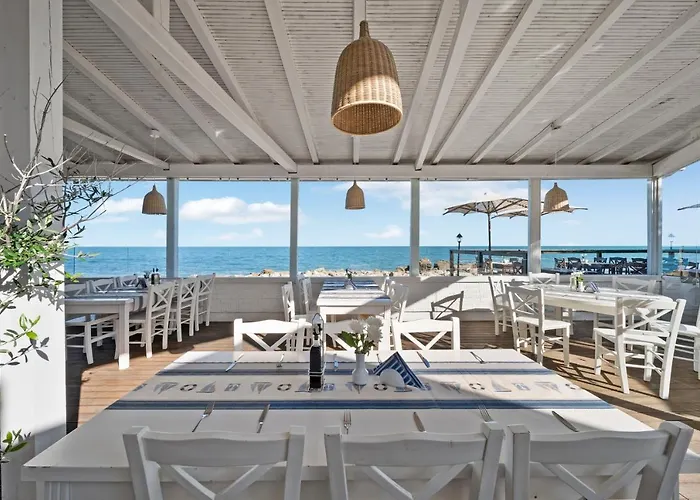 Hvd Riviera Ultra & Mineral Pool - Private & Free Parking Semesteranläggning (resort) 5*