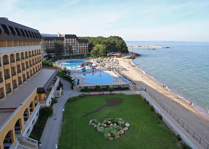 Hvd Riviera Ultra & Mineral Pool - Private & Free Parking