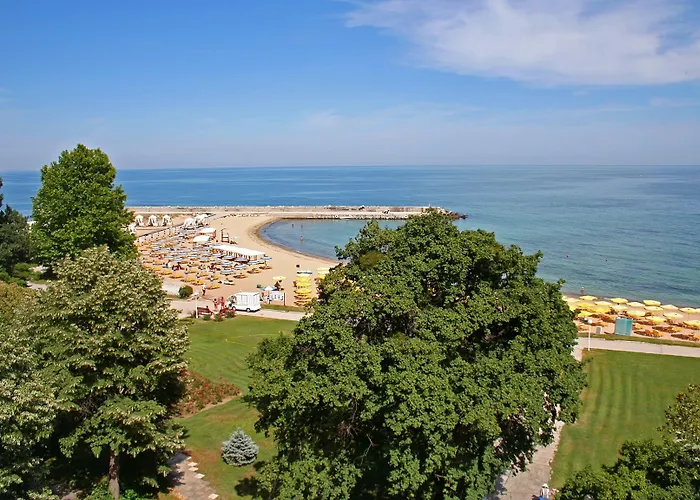 Semesteranläggning (resort) Hvd Riviera Ultra & Mineral Pool - Private & Free Parking 5*