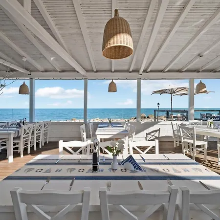 Hvd Riviera Ultra & Mineral Pool - Private & Free Parking Ośrodek wypoczynkowy 5*