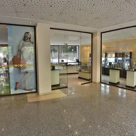 Hvd Riviera Ultra & Mineral Pool - Private & Free Parking Ośrodek wypoczynkowy 5*