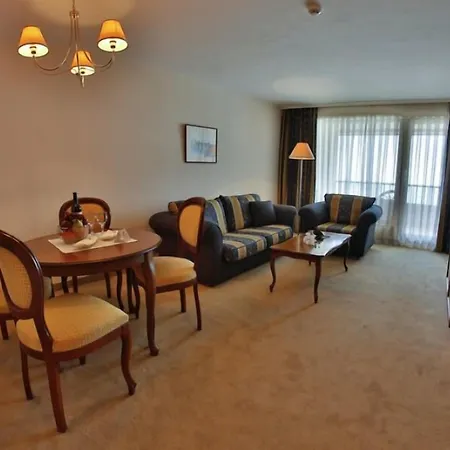 Hvd Riviera Ultra & Mineral Pool - Private & Free Parking Ośrodek wypoczynkowy Złote Piaski