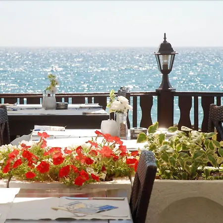 Hvd Riviera Ultra & Mineral Pool - Private & Free Parking Здравен курорт