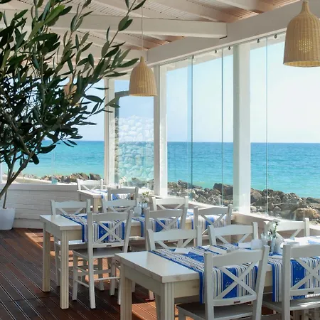 Здравен курорт Hvd Riviera Ultra & Mineral Pool - Private & Free Parking Златни пясъци