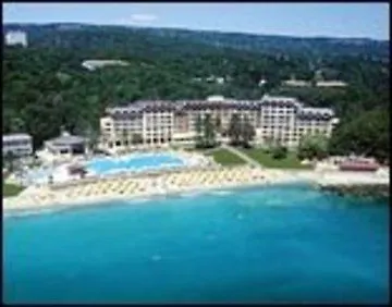 Hvd Riviera Ultra & Mineral Pool - Private & Free Parking Üdülőközpont Aranyhomok