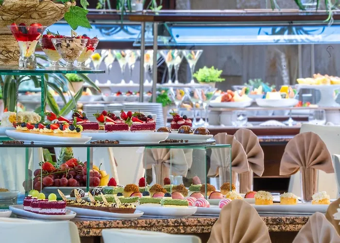 Hvd Riviera Ultra & Mineral Pool - Private & Free Parking Rezort 5*