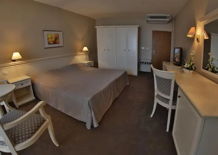 Hvd Riviera Ultra & Mineral Pool - Private & Free Parking Resort 5*