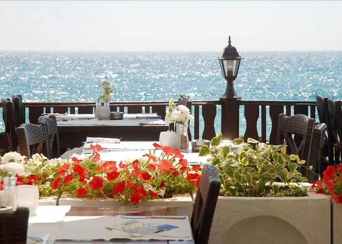 Hvd Riviera Ultra & Mineral Pool - Private & Free Parking Resort