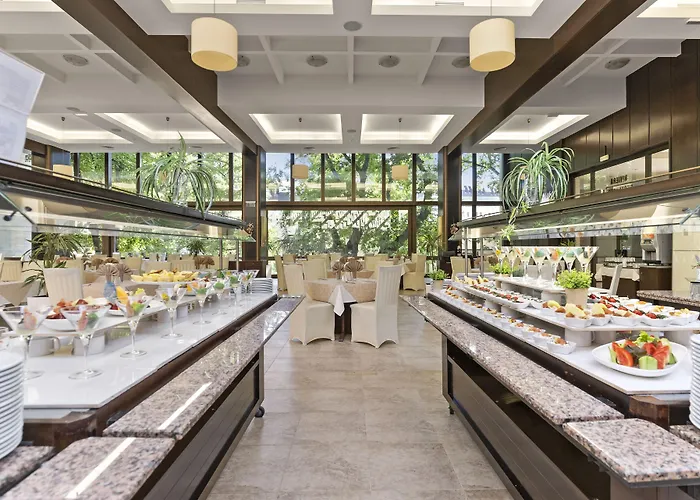 Hvd Riviera Ultra & Mineral Pool - Private & Free Parking Resort Golden Sands